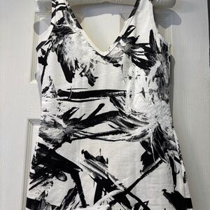 black and white sleeveless top